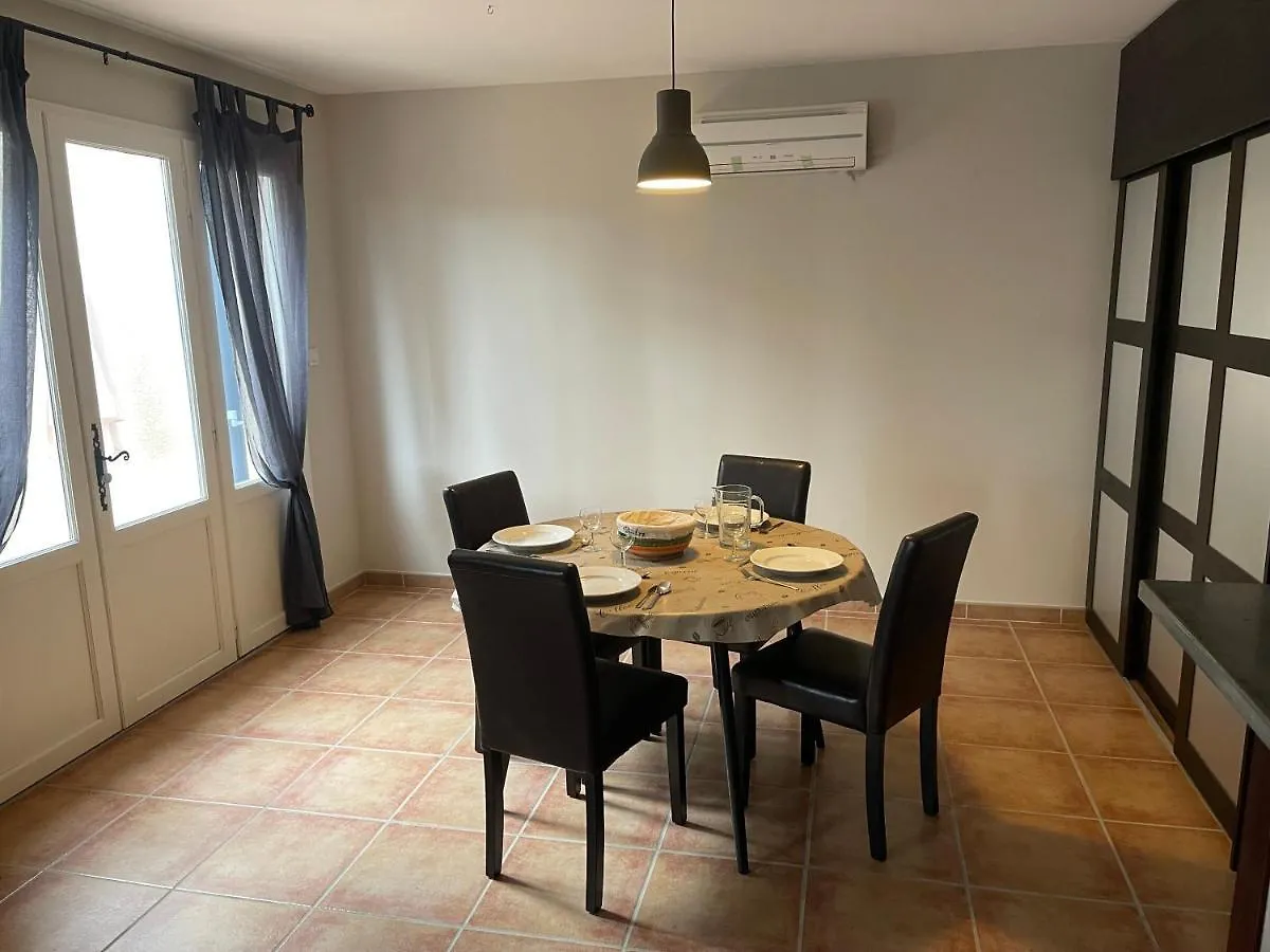 Holiday home Chez Laura Pres Du Pont D'Arc Villa Salavas